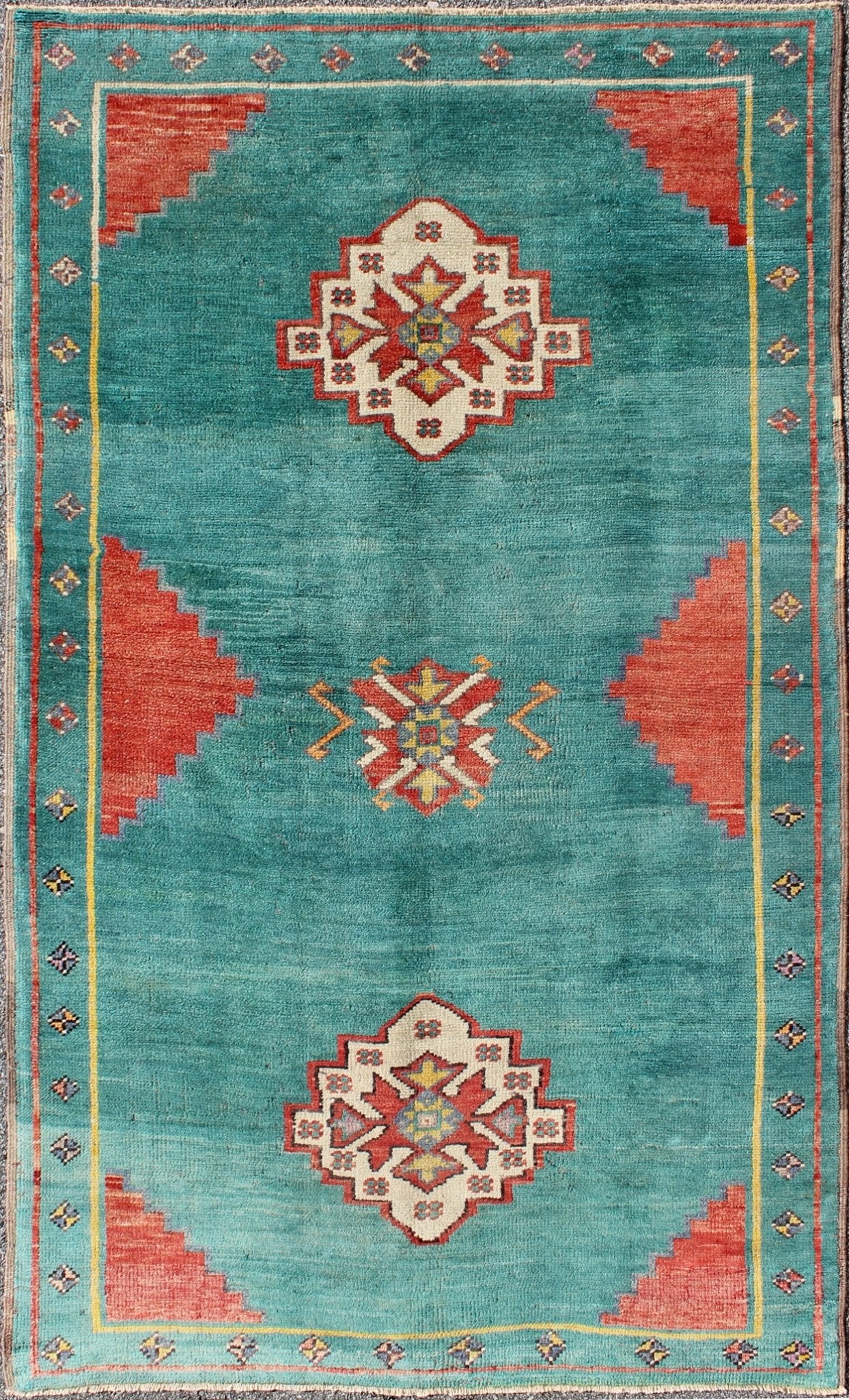 Teal - Colored Oushak Vintage Turkish Rug with Three Medallions, Red Cornices kwarugs Teal - colored Oushak vintage Turkish rug with three medallions, red cornices, Keivan Woven Arts / rug tu - dur - 136581, country of origin / type: Turkey / Oushak, ci... - Keivan Woven ArtsTU - DUR - 136581 - 9144Rug