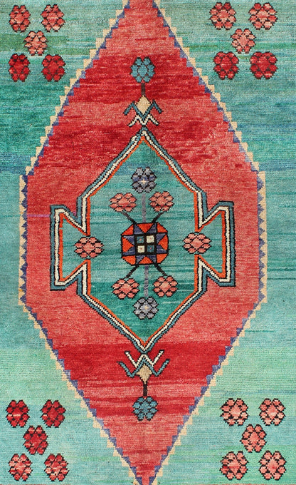 Brightly Colored Rug Oushak Turkish Vintage with Medallion and Geometric Flowers, rug tu - dur - 136644, country of origin / type: Turkey / Oushak, circa 1940 This beautiful vintage rug from mid - 20th century Turkey features an intricate design, whic... - Keivan Woven ArtsTU - DUR - 136644 - 9152Rug