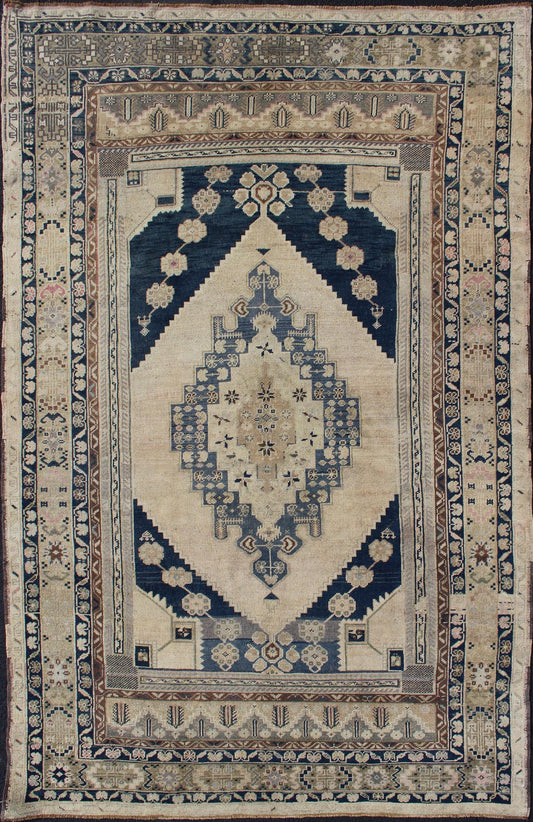 Blue, Brown, and Cream Hand Knotted Turkish Oushak Rug Vintage With Medallion Design Vintage Oushak carpet with medallion design, rug TU - DUR - 4814, country of origin / Keivan Woven Arts type: Turkey / Oushak, circa 1940 This vintage Ousha... - Keivan Woven ArtsTU - DUR - 4814 - 10752
