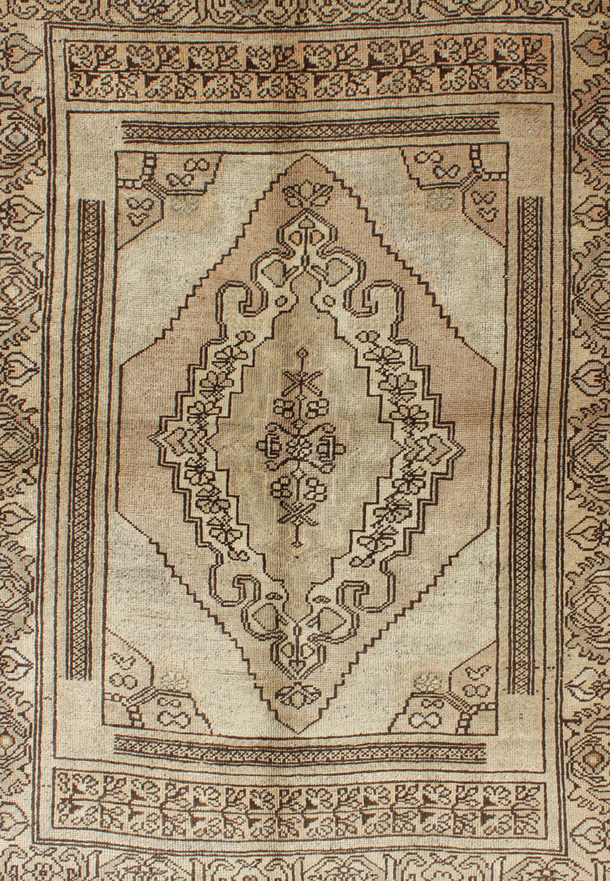 Vintage Turkish Oushak Carpet with Stylized Design in Brown, Cream, and Tan Measures 4 x 5'7 This Oushak rug features an intricately beautiful design. The central medallion is complemented by a defining border featuring a symmetrical set... - Keivan Woven ArtsTU - DUR - 504 - 3497Rug