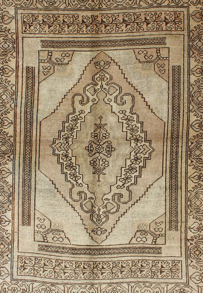 Vintage Turkish Oushak Carpet with Stylized Design in Brown, Cream, and Tan Measures 4 x 5'7 This Oushak rug features an intricately beautiful design. The central medallion is complemented by a defining border featuring a symmetrical set... - Keivan Woven ArtsTU - DUR - 504 - 3497Rug