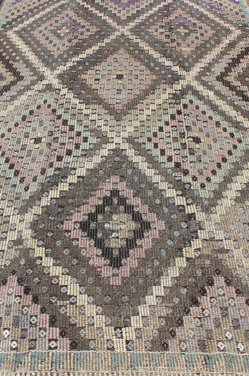 Vintage Turkish Flat Weave with Diamond Design in Gray, Black, Lavender & Green kwarugs Vintage Turkish Kilim rug with diamond design in gray, black, lavender and green, rug emd - 136020, country of origin / type: Turkey / Kilim, circa 1960 ... - Keivan Woven ArtsTU - EMD - 136020 - 4546Rug