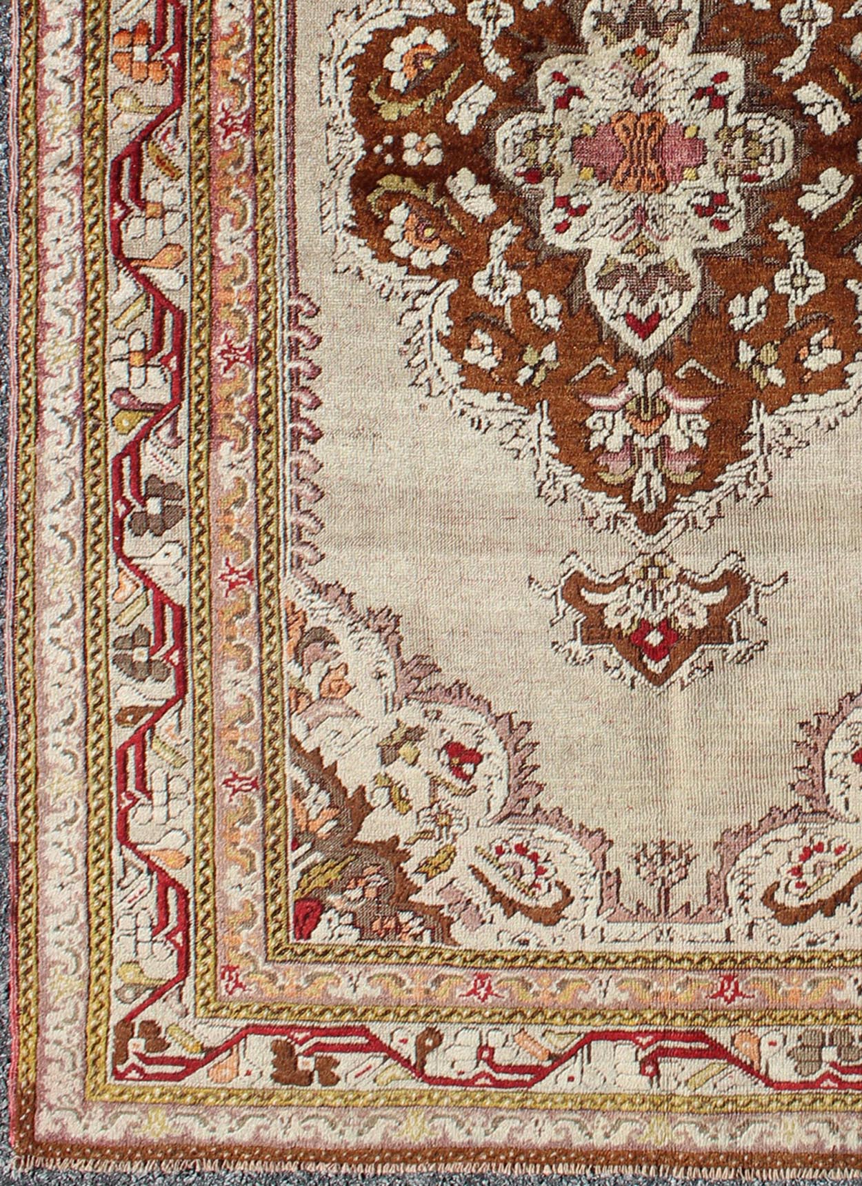 Classic Design, Intricate Antique Oushak with Fine Weave & Great Quality Wool. Antique Turkish Oushak with Brown Medallion and Taupe Background in Matti shades of green, and Red Accents, Rug TU - EMD - 95032, country of origin / type: Turkey / Oushak, c... - Keivan Woven ArtsTU - EMD - 95032 - 3481Rug