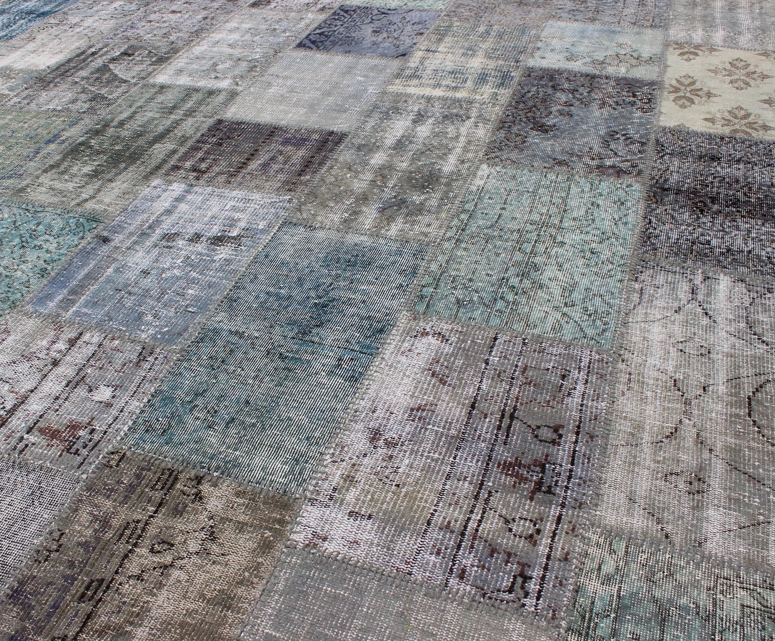 Large Turkish Patchwork Rug in Gray, Green, Blue, Brown and Neutral Tones Turkish Patchwork Rug, Keivan Woven Arts / rug TU - ERD - 7671, country of origin / type: Turkey / Mid - Century Modern, circa Mid - 20th Century. Measures: 10'2 x 13'4. ... - Keivan Woven ArtsTU - ERD - 7671 - 4956Rug