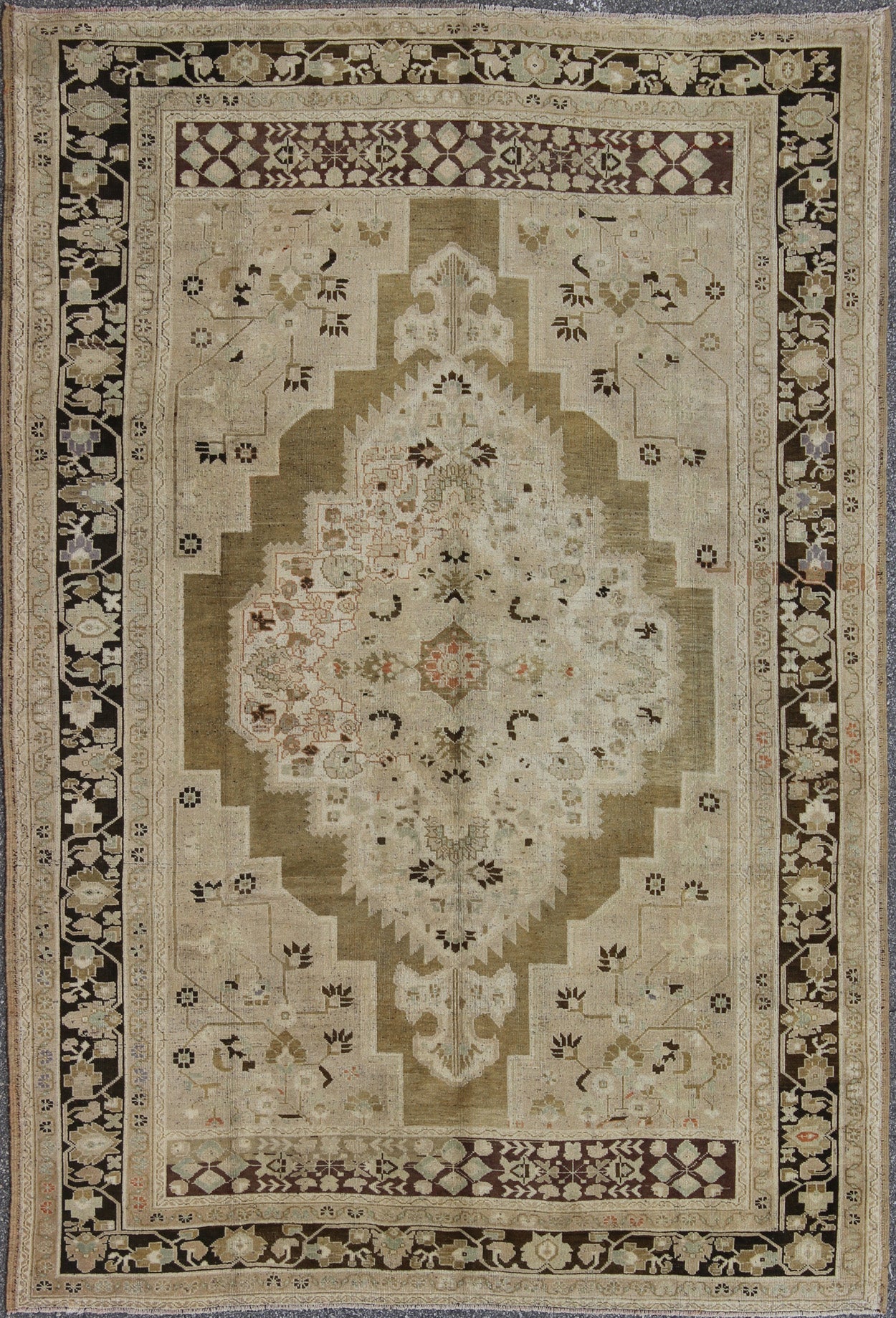 Large Vintage Floral Medallion Oushak Area Rug in Taupe, Tan, Dark Brown Measures: 8'0 x 11'0 This vintage Turkish Oushak carpet (circa mid - 20th century) features a central, multi - layered medallion design, as well as patterns of smaller ... - Keivan Woven ArtsTU - IHS - 123849 - 4558Rug