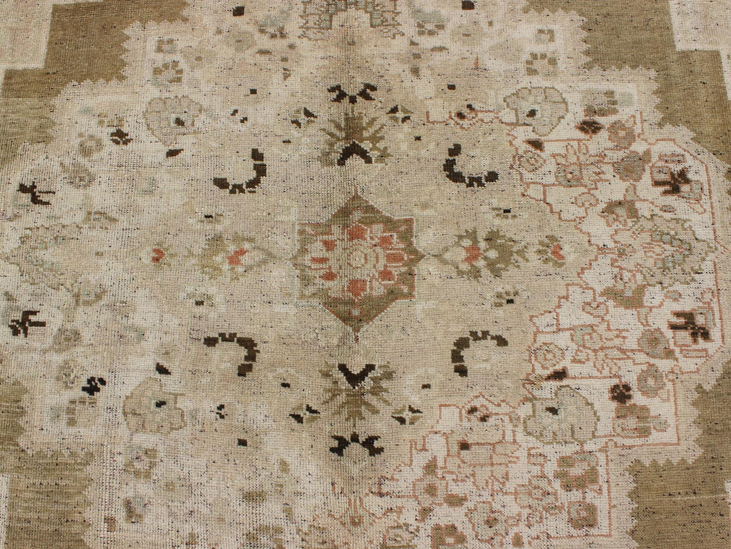 Large Vintage Floral Medallion Oushak Area Rug in Taupe, Tan, Dark Brown Measures: 8'0 x 11'0 This vintage Turkish Oushak carpet (circa mid - 20th century) features a central, multi - layered medallion design, as well as patterns of smaller ... - Keivan Woven ArtsTU - IHS - 123849 - 4558Rug