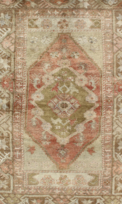 Oushak Vintage from Turkey Rug with Central Medallion in Green, Coral & Salmon kwarugs Oushak Vintage from Turkey rug with medallion and ornate borders in green and red, rug isa - 5, country of origin / type: Turkey / Oushak, circa mid - 20th centur... - Keivan Woven ArtsTU - ISA - 5 - 2900Rug