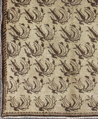 All - Over Floral Design Turkish Rug in Shades of Brown Vintage Turkish Rug with in Brown Shades rug/tu - isa - 7, origin/turkey kwarugs The design of this beautiful Oushak rug is the all - over flower design in brown set on a tan background. ... - Keivan Woven ArtsTU - ISA - 7 - 2904Rug