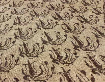 All - Over Floral Design Turkish Rug in Shades of Brown Vintage Turkish Rug with in Brown Shades rug/tu - isa - 7, origin/turkey kwarugs The design of this beautiful Oushak rug is the all - over flower design in brown set on a tan background. ... - Keivan Woven ArtsTU - ISA - 7 - 2904Rug