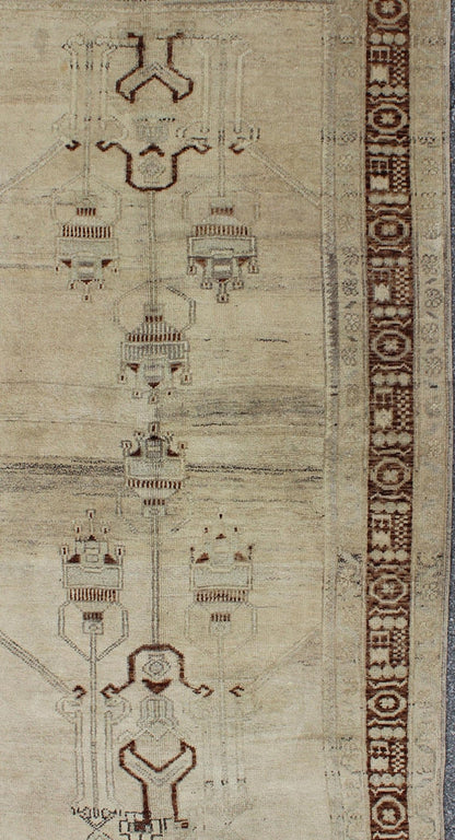 Taupe Background Turkish Vintage Oushak Rug with Tribal Design in Brown & Cream Taupe background Turkish vintage Oushak rug with tribal design in brown and cream, rug isa - 9, country of origin / type: Turkey / Oushak, circa mid - 20th century ... - Keivan Woven ArtsTU - ISA - 9 - 2908Rug