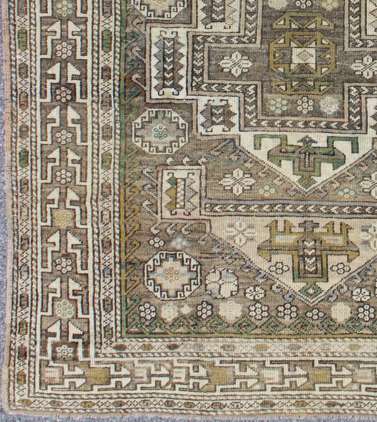 Antique Turkish Oushak Rug with Sub - Geometric Medallion in Green and Brown Antique Turkish Oushak rug with sub - geometric medallion in green and brown, rug moz - 10, country of origin / type: Turkey / Oushak, circa mid - 20th century. This an... - Keivan Woven ArtsTU - MOZ - 10 - 2430Rug