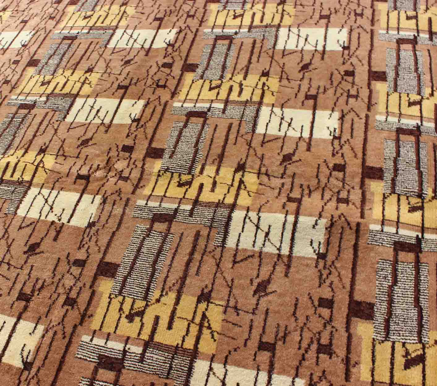 Mid - Century Modern Rug with Jagged Stripes and Blocks Design in Brown and Yellow. Keivan Woven Arts / rug TU - MTU - 09, country of origin / type: Turkey / Oushak, circa mid - 20th century. Measures: 5'2 x 7'11. This rug captures the spirit of the Mid... - Keivan Woven ArtsTU - MTU - 09 - 5331Rug