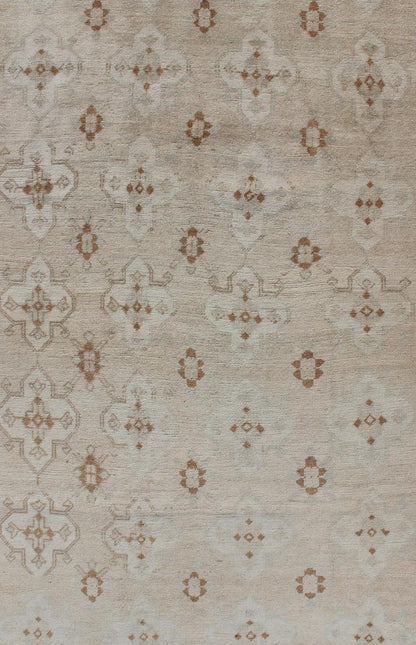 Keivan Woven Arts - Muted Oushak with All - Over Tribal Design in Light Tones of Taupe and Browns Vintage Turkish Oushak with flowers and Geometric motifs, rug TU - MTU - 101, country of origin / type: Turkey / Oushak, circa 1940 This magnifice... - Keivan Woven ArtsTU - MTU - 101 - 11060Rug
