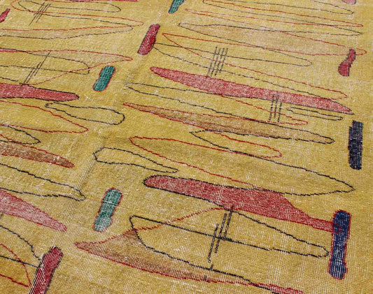 Vintage Turkish Mid - Century Modern Rug in Yellow Color and Modern Design. Vintage Turkish Mid - Century Modern with Yellow Background, rug TU - MTU - 136060, country of origin / type: Turkey / Mid - Century Modern, circa mid - 20th Century. This beau... - Keivan Woven ArtsTU - MTU - 136060 - 4576