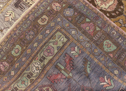 Turkish Vintage Oushak Rug With Medallion in Gray, Pink and Purple. Turkish Vintage Oushak Rug With Medallion in Gray, Pink and Purple. Keivan Woven Arts / rug TU - MTU - 136562, country of origin / type: Turkey / Oushak, circa mid - 20th century. ... - Keivan Woven ArtsTU - MTU - 136562 - 5002Rug