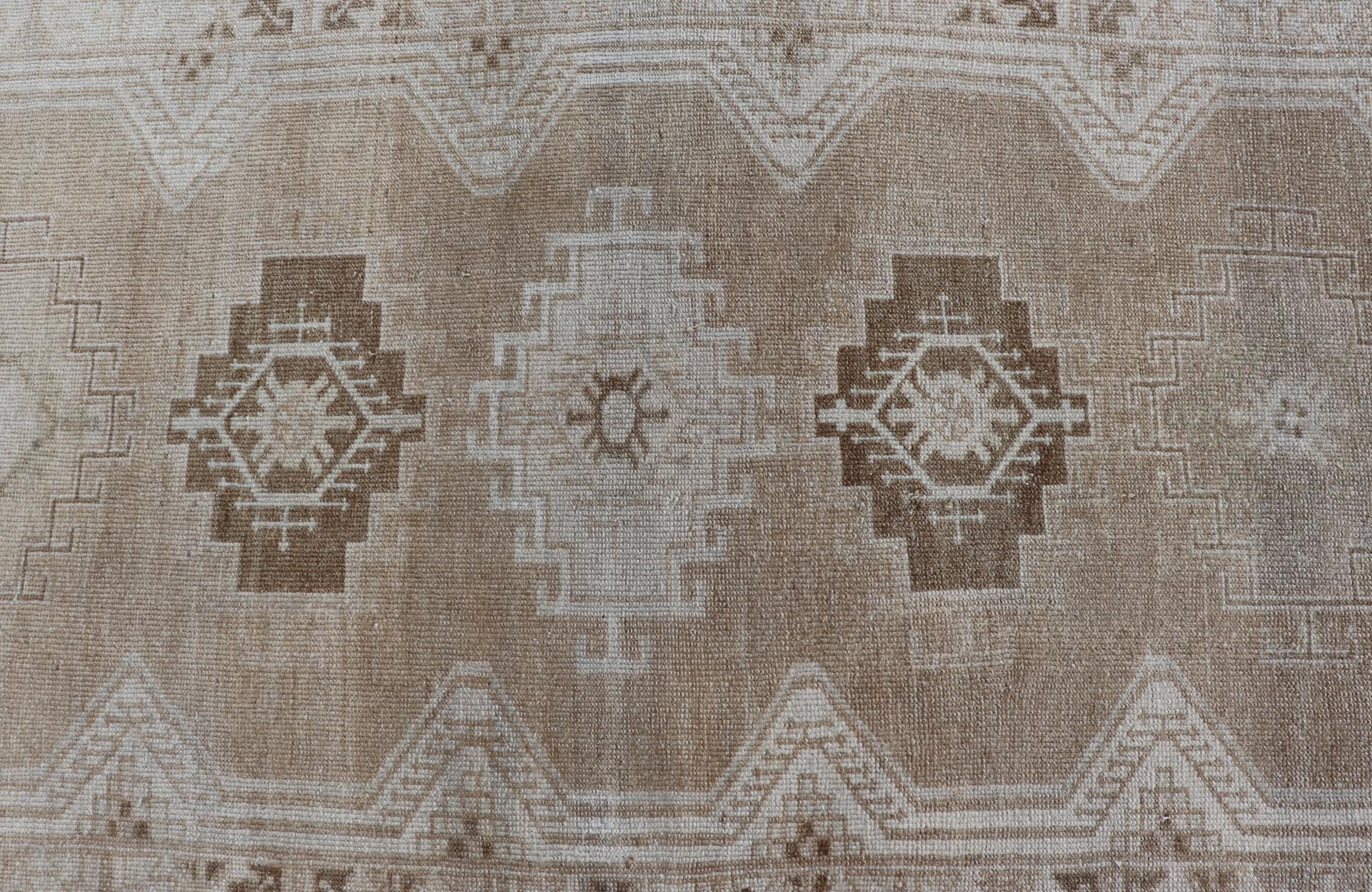 Tan, Taupe, and Brown Persian Malayer antique runner from Persia with geometric motifs, Keivan Woven Arts / rug TU - MTU - 221, country of origin / type: Iran / Malayer, circa 1920 Measures: 2'8 x 9'9 Antique Persian Malayer Runner All - O... - Keivan Woven ArtsTU - MTU - 221 - 18752Rug
