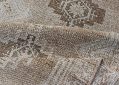 Tan, Taupe, and Brown Persian Malayer antique runner from Persia with geometric motifs, Keivan Woven Arts / rug TU - MTU - 221, country of origin / type: Iran / Malayer, circa 1920 Measures: 2'8 x 9'9 Antique Persian Malayer Runner All - O... - Keivan Woven ArtsTU - MTU - 221 - 18752