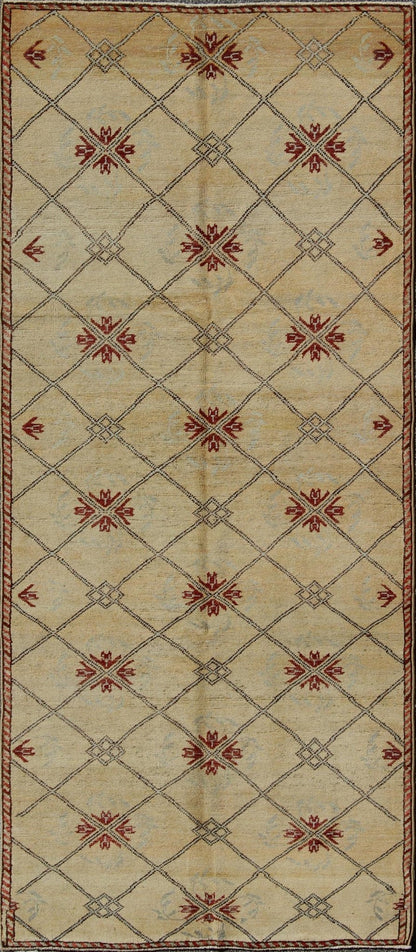 Vintage Turkish Cross - Hatch Trellis Design Oushak Rug by Keivan Woven Arts Measures: 4'2 x 9'7 This 1940's Turkish Oushak features a cross hatch design with sub - geometric motifs in the crossings. The field is rendered in a creamy yellow, ... - Keivan Woven ArtsTU - MTU - 3630 - 6881Rug