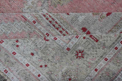 Measures: 7'8 x 13'5 Turkish Vintage Oushak Rug with Geometric Design With A Soft Coral Color. Country of Origin: Turkey; Type: Oushak; Design: Medallion, Tribal Medallion, Diamond Medallion; Keivan Woven Arts: rug / TU - MTU - 4664 / mid - 20th Century ... - Keivan Woven ArtsTU - MTU - 4664 - 22033Rug