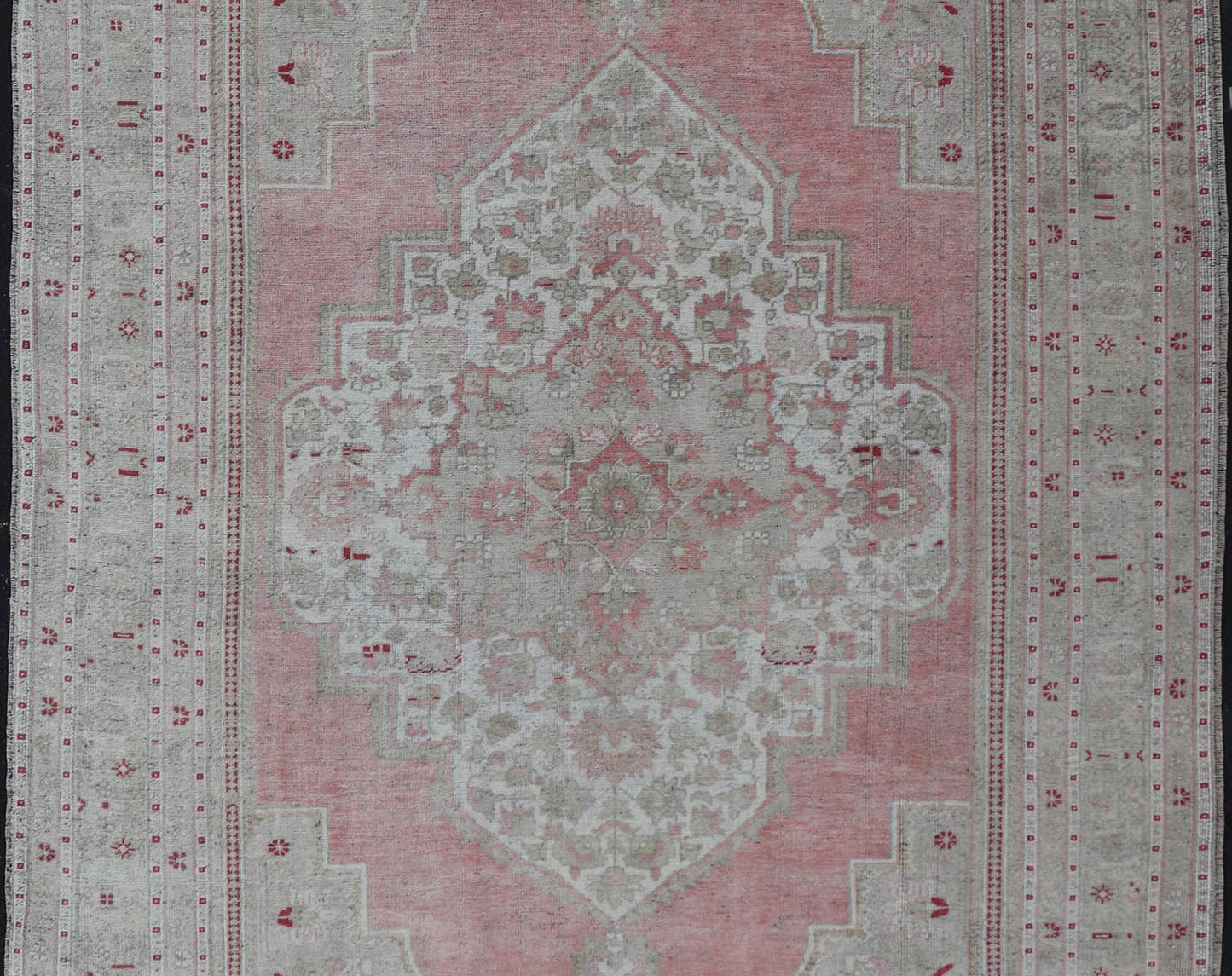 Measures: 7'8 x 13'5 Turkish Vintage Oushak Rug with Geometric Design With A Soft Coral Color. Country of Origin: Turkey; Type: Oushak; Design: Medallion, Tribal Medallion, Diamond Medallion; Keivan Woven Arts: rug / TU - MTU - 4664 / mid - 20th Century ... - Keivan Woven ArtsTU - MTU - 4664 - 22033Rug