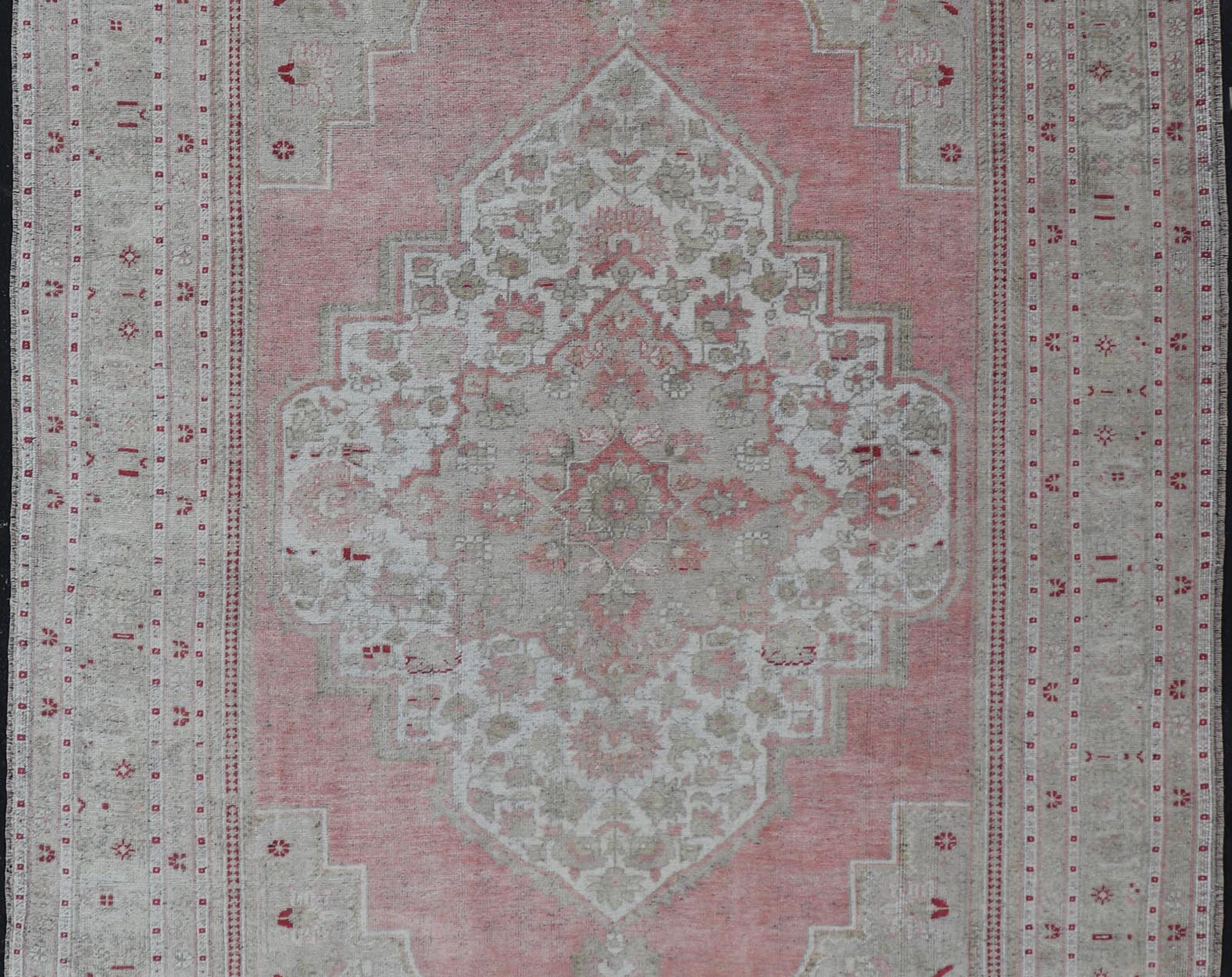 Measures: 7'8 x 13'5 Turkish Vintage Oushak Rug with Geometric Design With A Soft Coral Color. Country of Origin: Turkey; Type: Oushak; Design: Medallion, Tribal Medallion, Diamond Medallion; Keivan Woven Arts: rug / TU - MTU - 4664 / mid - 20th Century ... - Keivan Woven ArtsTU - MTU - 4664 - 22033Rug