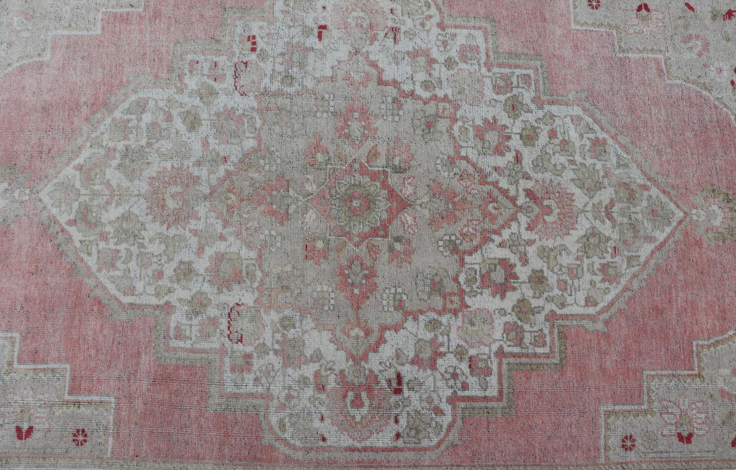 Measures: 7'8 x 13'5 Turkish Vintage Oushak Rug with Geometric Design With A Soft Coral Color. Country of Origin: Turkey; Type: Oushak; Design: Medallion, Tribal Medallion, Diamond Medallion; Keivan Woven Arts: rug / TU - MTU - 4664 / mid - 20th Century ... - Keivan Woven ArtsTU - MTU - 4664 - 22033Rug