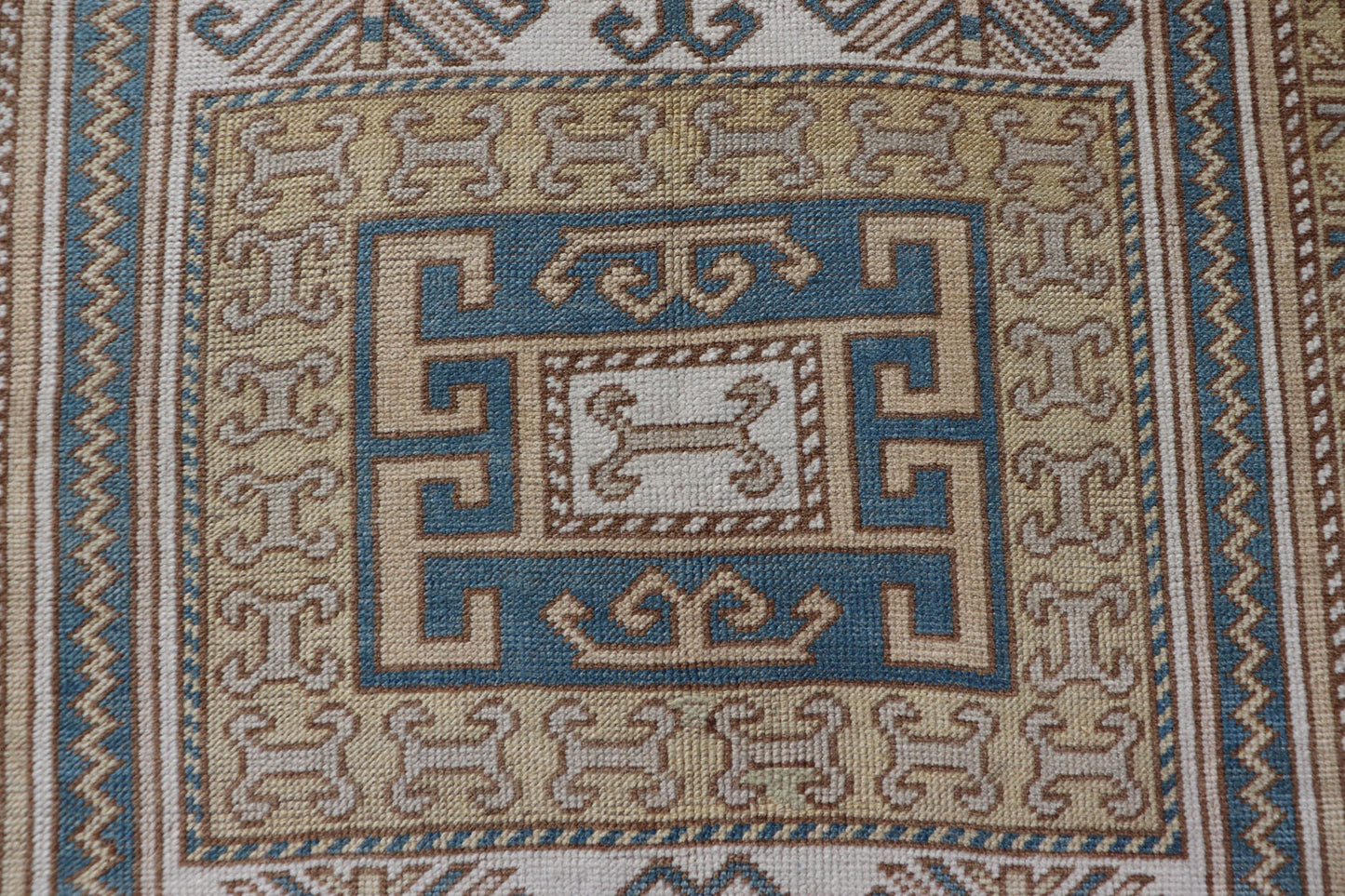 Measures: 3'5 x 5'8 Vintage Turkish Medallion Oushak Rug in Blue, Mocha, and Taupe. Country of Origin: Turkey; Type: Oushak; Design: Medallion, Tribal Medallion, Floral Medallion; Keivan Woven Arts: rug TU - MTU - 4670. Unique in its color palette ... - Keivan Woven ArtsTU - MTU - 4670 - 22902Rug