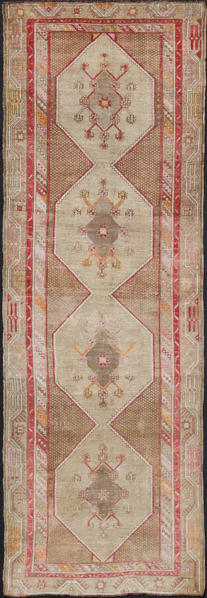 Turkish Oushak Gallery Rug with Multi - Medallion Design in Earth Tones and Red accent. Vintage Oushak Carpet with Tribal Medallion Design, rug TU - MTU - 4820, country of origin / type: Turkey / Oushak, circa 1940 This vintage Oushak carpet fr... - Keivan Woven ArtsTU - MTU - 4820 - 10768Rug