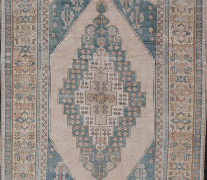 Turkish Oushak Vintage Carpet from Turkey in Light Yellow and Blue Tones Vintage Hand Knotted Oushak carpet from Turkey in blue and cream tones, Keivan Woven Arts / rug TU - MTU - 4869, country of origin / type: Turkey / Oushak, circa 1940 ... - Keivan Woven ArtsTU - MTU - 4869 - 17586Rug