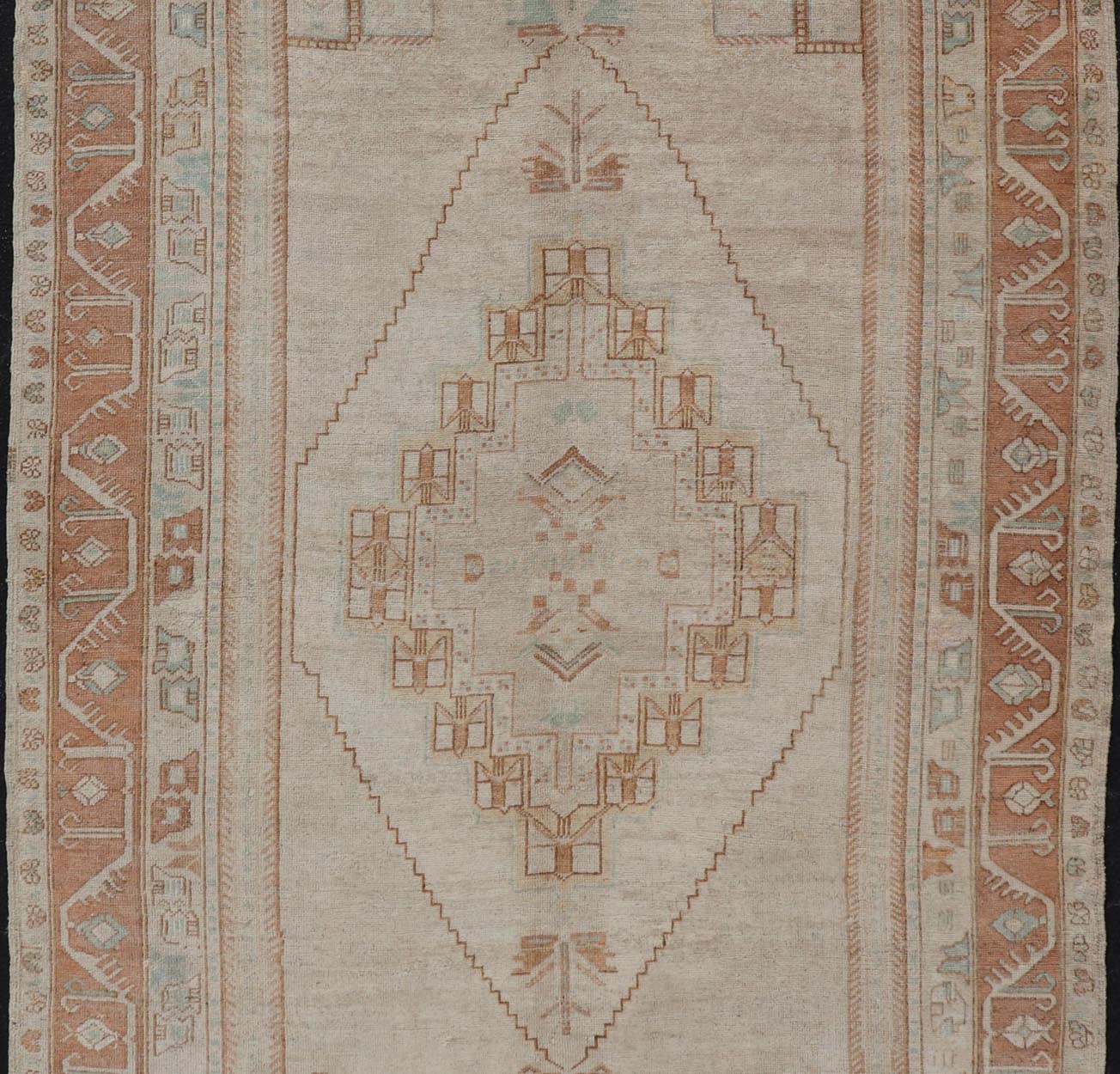 Taupe Background Turkish Vintage Oushak Rug with Tribal Medallion Design Measures: 6'0 x 10'0 Taupe background Turkish vintage Oushak rug with tribal design. Keivan Woven Arts / rug TU - MTU - 4877, country of origin / type: Turkey / Oushak... - Keivan Woven ArtsTU - MTU - 4877 - 18956Rug