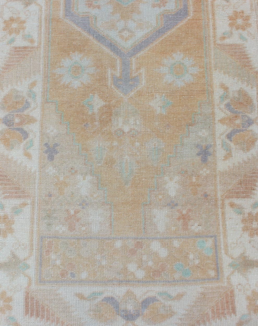 Soft Color Vintage Hand Knotted Turkish Oushak Runner With Medallion Design in Soft Peach Vintage Turkish Oushak Runner, rug TU - MTU - 4912, Keivan Woven Arts country of origin / type: Turkey / Oushak, circa 1940 This vintage Turkish Oushak ... - Keivan Woven ArtsTU - MTU - 4912 - 12156Rug