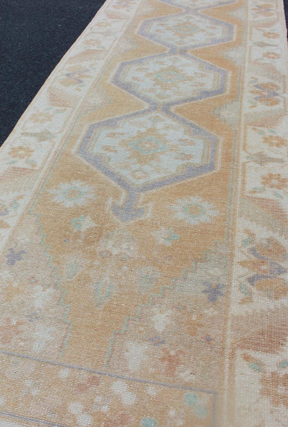 Soft Color Vintage Hand Knotted Turkish Oushak Runner With Medallion Design in Soft Peach Vintage Turkish Oushak Runner, rug TU - MTU - 4912, Keivan Woven Arts country of origin / type: Turkey / Oushak, circa 1940 This vintage Turkish Oushak ... - Keivan Woven ArtsTU - MTU - 4912 - 12156Rug