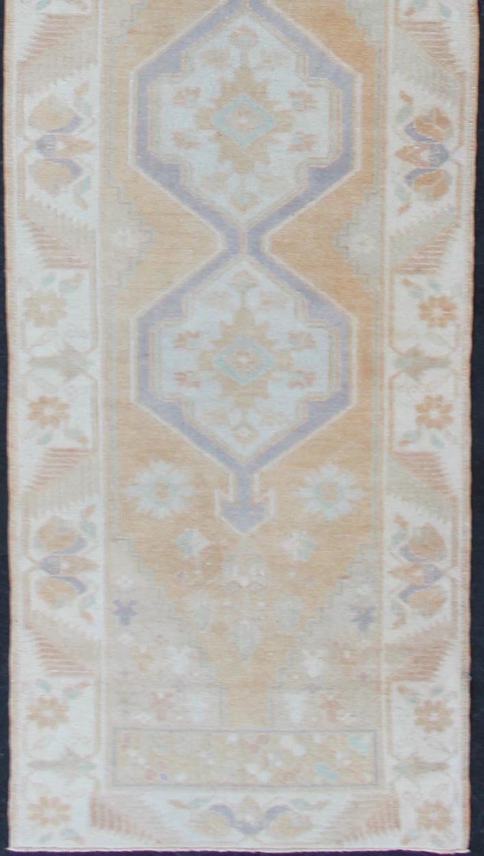 Soft Color Vintage Hand Knotted Turkish Oushak Runner With Medallion Design in Soft Peach Vintage Turkish Oushak Runner, rug TU - MTU - 4912, Keivan Woven Arts country of origin / type: Turkey / Oushak, circa 1940 This vintage Turkish Oushak ... - Keivan Woven ArtsTU - MTU - 4912 - 12156Rug