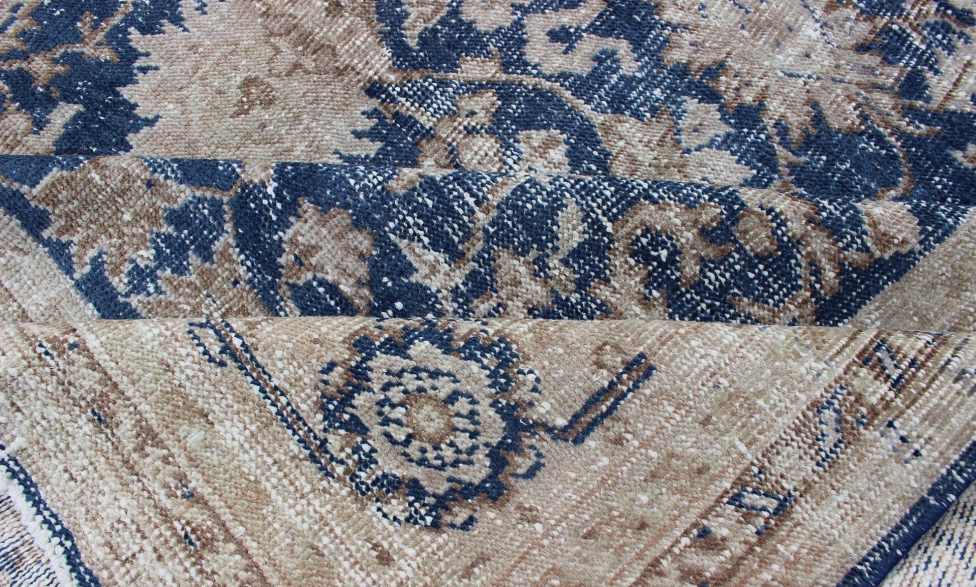 Royal Blue, Taupe Vintage Turkish Distressed Rug with All - Over Geometric Design. Vintage Turkish carpet with all over Geometric design in cream, taupe, and blue colors. Keivan Woven Arts / rug/TU - MTU - 4919 country of origin / type: Turkey / Oush... - Keivan Woven ArtsTU - MTU - 4919 - 12162Rug