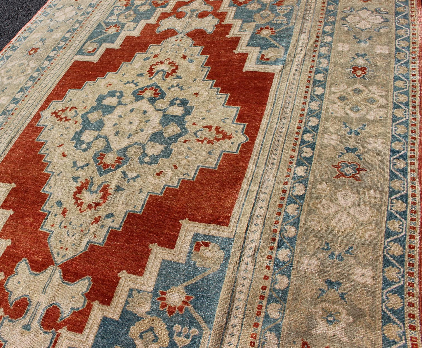 Medallion Vintage Turkish Oushak Turkish in Mid - Century Modern Red, Cream and Light Blue Gorgeous vintage Turkish Oushak in beautiful red, blue, light green and cream rug/TU - MTU - 4920, country of origin / type: Turkey / Oushak, circa 1940. Th... - Keivan Woven ArtsTU - MTU - 4920 - 11763Rug