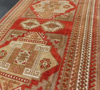 Geometric Design Vintage Turkish Oushak Rug in Beautiful Soft Red and Green Red tribal medallion design Oushak vintage rug from Turkey, rug tu - mtu - 4933, country of origin / type: Turkey / Oushak, circa 1930. Keivan Woven Arts This magnif... - Keivan Woven ArtsTU - MTU - 4933 - 11769Rug