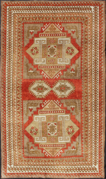 Geometric Design Vintage Turkish Oushak Rug in Beautiful Soft Red and Green Red tribal medallion design Oushak vintage rug from Turkey, rug tu - mtu - 4933, country of origin / type: Turkey / Oushak, circa 1930. Keivan Woven Arts This magnif... - Keivan Woven ArtsTU - MTU - 4933 - 11769Rug