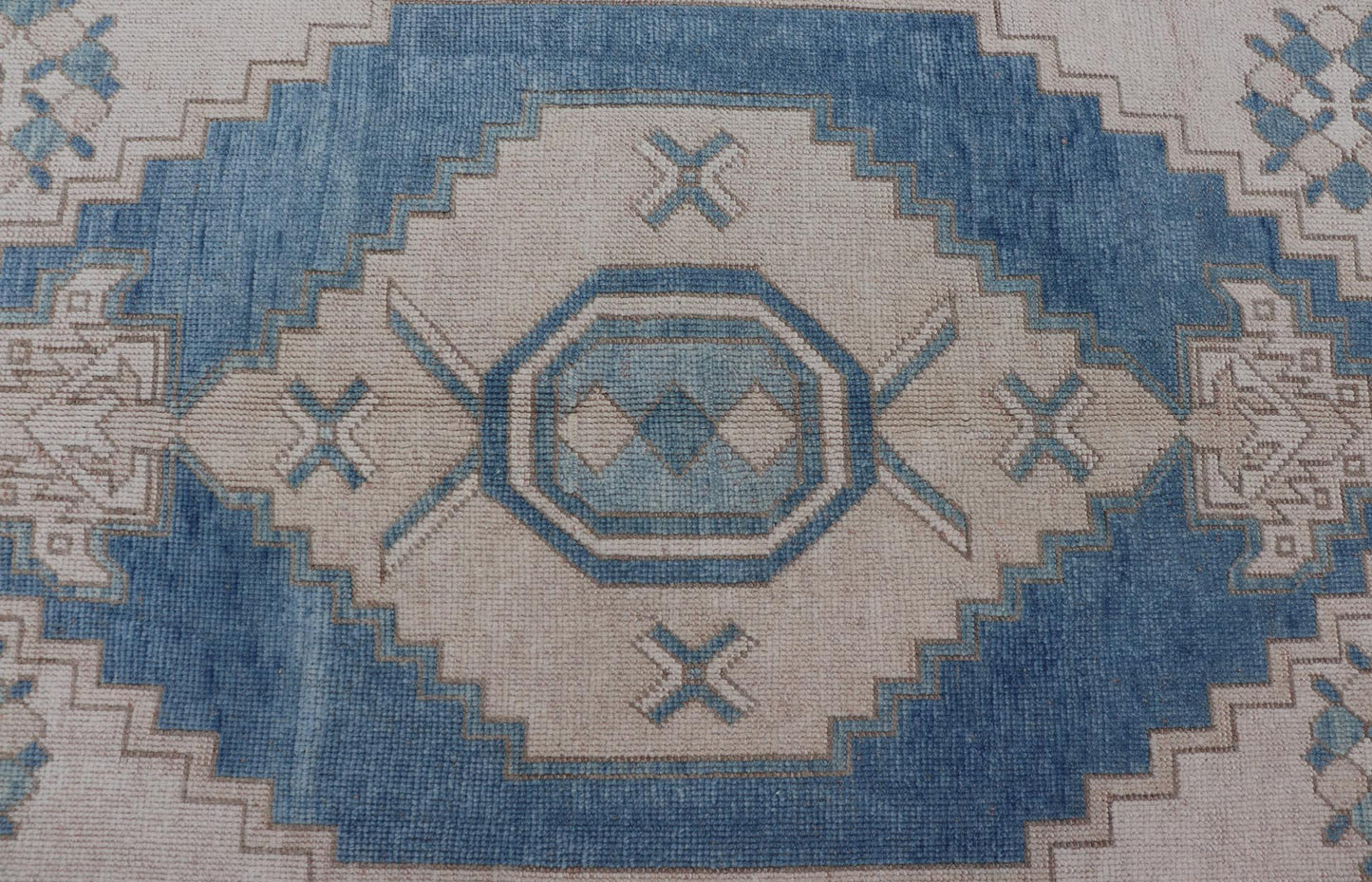 Vintage Turkish Oushak Rug With Medallion Design in Blue, Lt. Blue & Ivory Oushak vintage rug from Turkey with Geometric medallion in various blue tones, Light teal blue and ivory, Keivan Woven Arts/rug TU - MTU - 4954, country of origin / type: Tu... - Keivan Woven ArtsTU - MTU - 4954 - 18998Rug