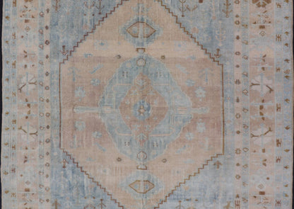 Muted Vintage Turkish Oushak Rug in Wool With Sub - Geometric Understated Design This vintage Turkish Oushak rug has been hand - knotted in wool and features a sub - geometric design rendered in muted tones of tan and blue. A complementary, multi - tie... - Keivan Woven ArtsTU - MTU - 4961 - 19016Rug