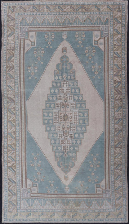 Large Vintage Turkish Oushak Rug with Central Medallion in Blue and Cream Faded vintage Turkish Oushak rug with Central Medallion in cream and blue, rug TU - MTU - 6011, country of origin / type: Turkey / Oushak, circa 1940 This sublime a... - Keivan Woven ArtsTU - MTU - 6011 - 19220Rug