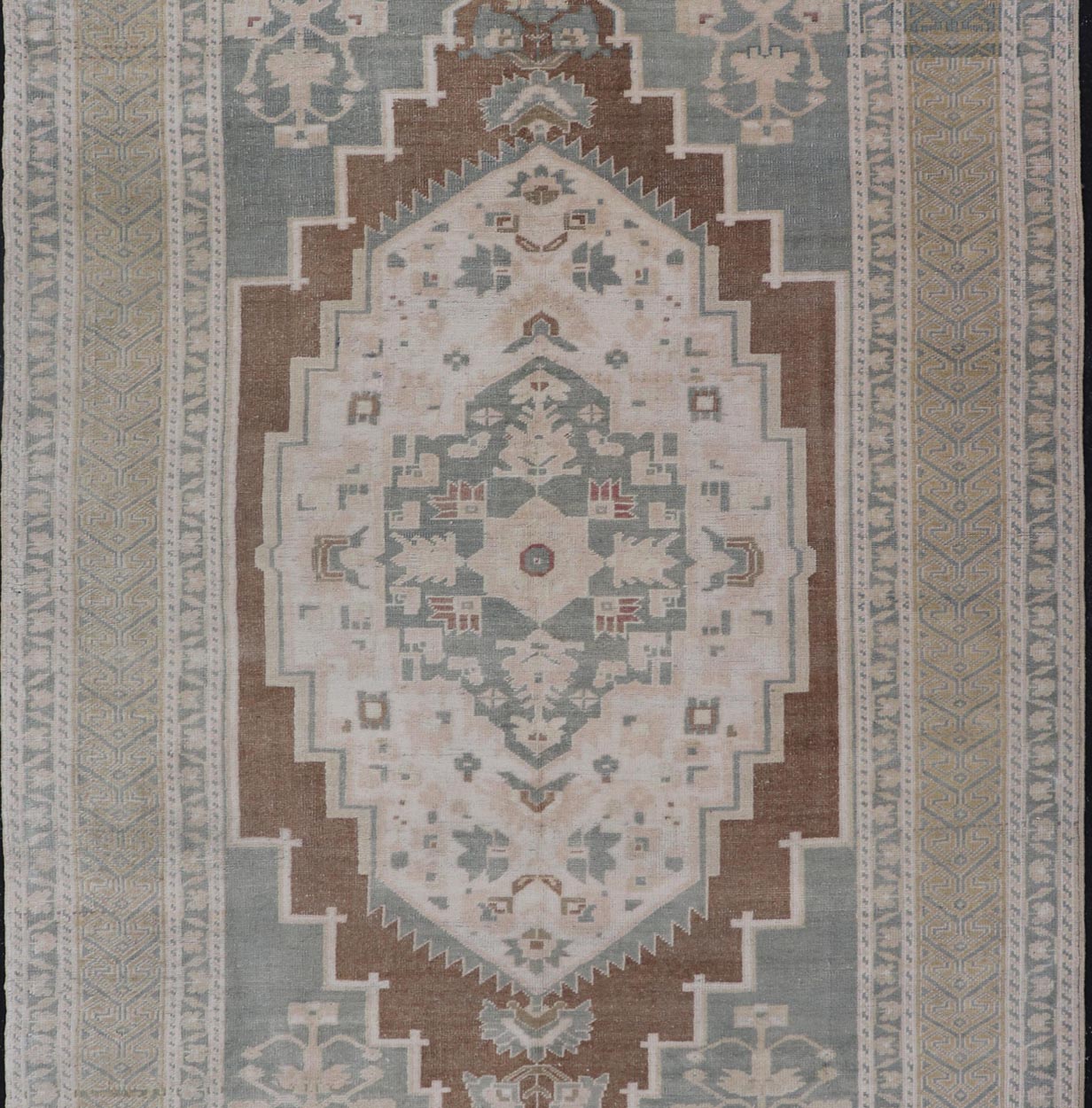 vintage Turkish Oushak with Medallion in Taupe, Lt. Brown, Gray Blue, & Tan Vintage Turkish Oushak Medallion rug in Gray blue, light brown, gray green, taupe, tan and cream Keivan Woven Arts rug/TU - MTU - 6074, country of origin / type: Turkey / O... - Keivan Woven ArtsTU - MTU - 6074 - 19196Rug