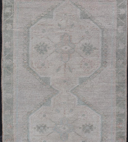 Vintage Turkish short Oushak Runner with Subdued Geometric Medallions in Light Tones Vintage small Oushak carpet with multi - medallion design in cream, tan, and light teal green, teal blue. Keivan Woven Arts rug/TU - MTU - 6103, country of origin / ... - Keivan Woven ArtsTU - MTU - 6103 - 19052