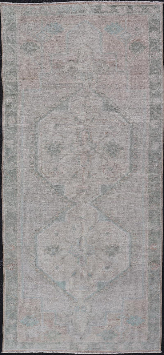 Vintage Turkish short Oushak Runner with Subdued Geometric Medallions in Light Tones Vintage small Oushak carpet with multi - medallion design in cream, tan, and light teal green, teal blue. Keivan Woven Arts rug/TU - MTU - 6103, country of origin / ... - Keivan Woven ArtsTU - MTU - 6103 - 19052Rug