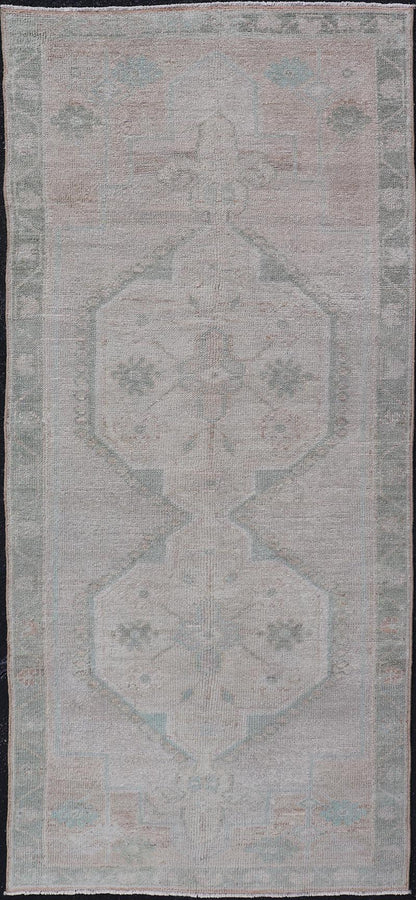 Vintage Turkish short Oushak Runner with Subdued Geometric Medallions in Light Tones Vintage small Oushak carpet with multi - medallion design in cream, tan, and light teal green, teal blue. Keivan Woven Arts rug/TU - MTU - 6103, country of origin / ... - Keivan Woven ArtsTU - MTU - 6103 - 19052