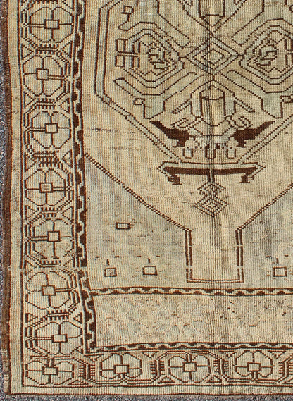 Geometric Tribal Vintage Turkish Oushak Rug in Brown, Cream, Light Blue and Tan. Keivan Woven Arts / rug TU - MTU - 95055, country of origin / type: Turkey / Oushak, circa mid - 20th century This vintage Turkish Oushak rug (circa mid - 20th century) fea... - Keivan Woven ArtsTU - MTU - 95055 - 3898Rug