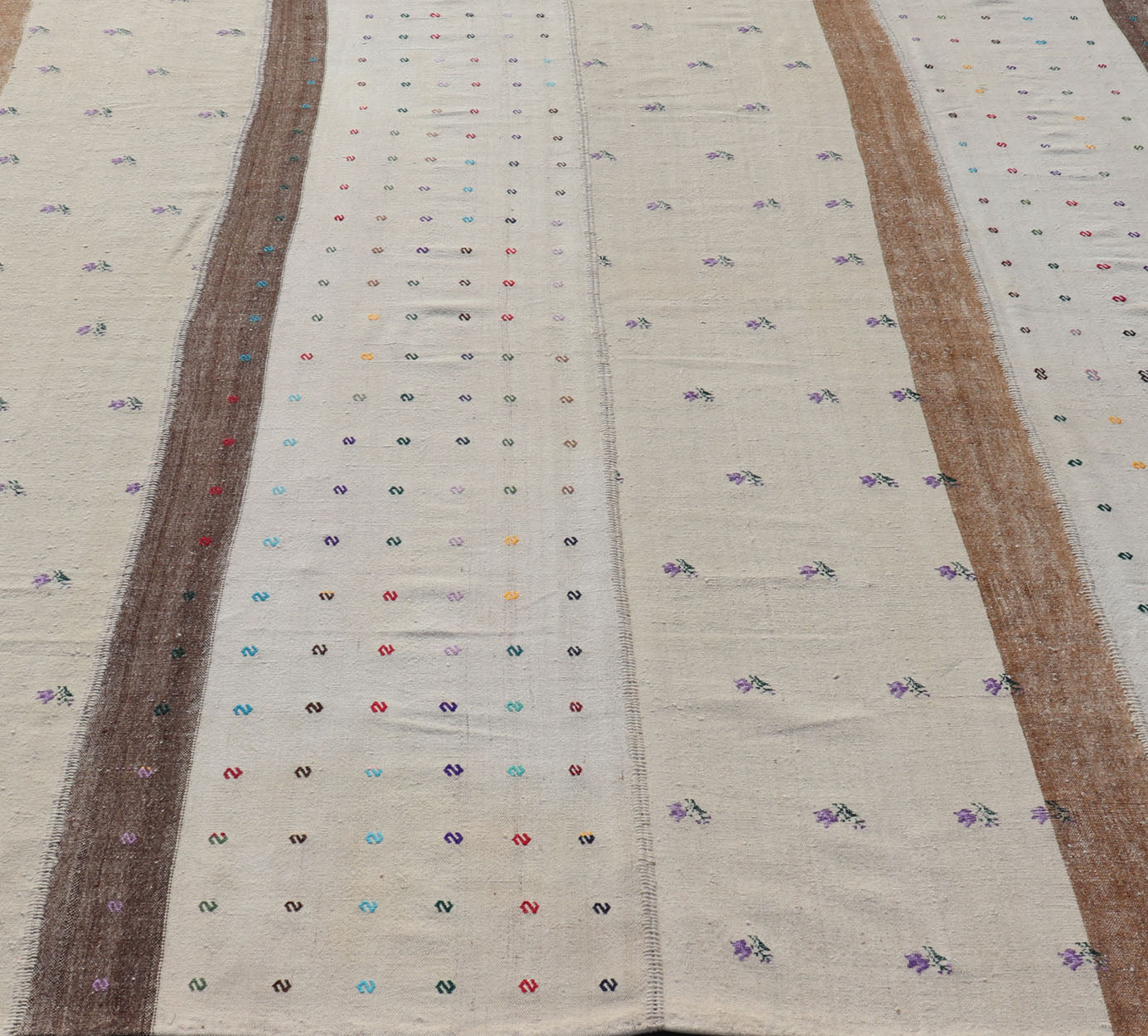 Large Hand Woven Vintage Turkish Kilim Rug with Stripes in Cream, White & Brown. Keivan Woven Arts / Rug TU - NED - 1001, country of origin / type: Turkey / Kilim, circa 1950. Measures: 9'9 x 11'1 - Keivan Woven ArtsTU - NED - 1001 - 14508Rug