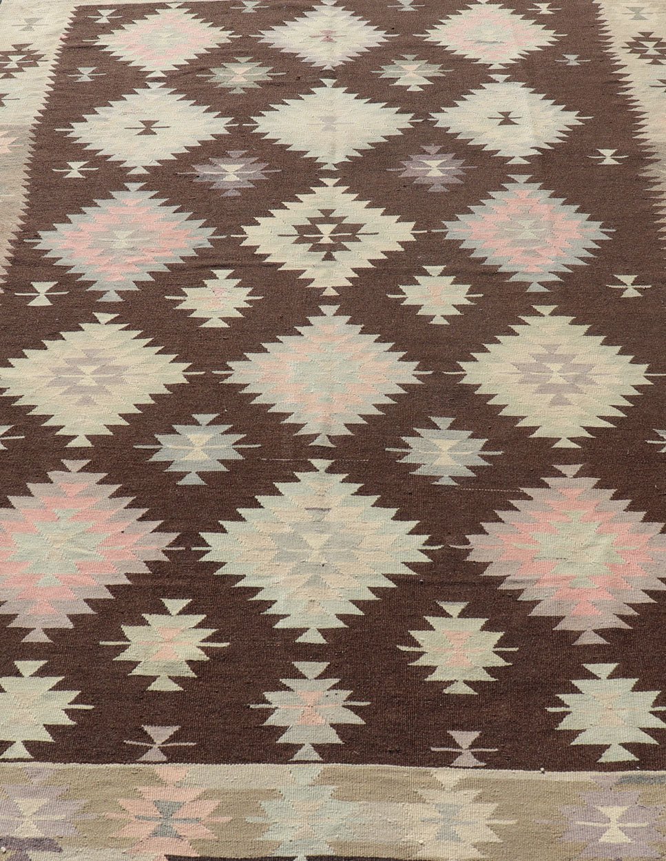 Tribal and Geometrics Turkish Kilim in brown with Cream, Pink, light gray/Blue. Turkish Kilim vintage in dark brown background and cream with graphic tribal design, Keivan Woven Arts rug/TU - NED - 1009, country of origin / type: Turkey / Kilim, ci... - Keivan Woven ArtsTU - NED - 1009 - 14318Rug