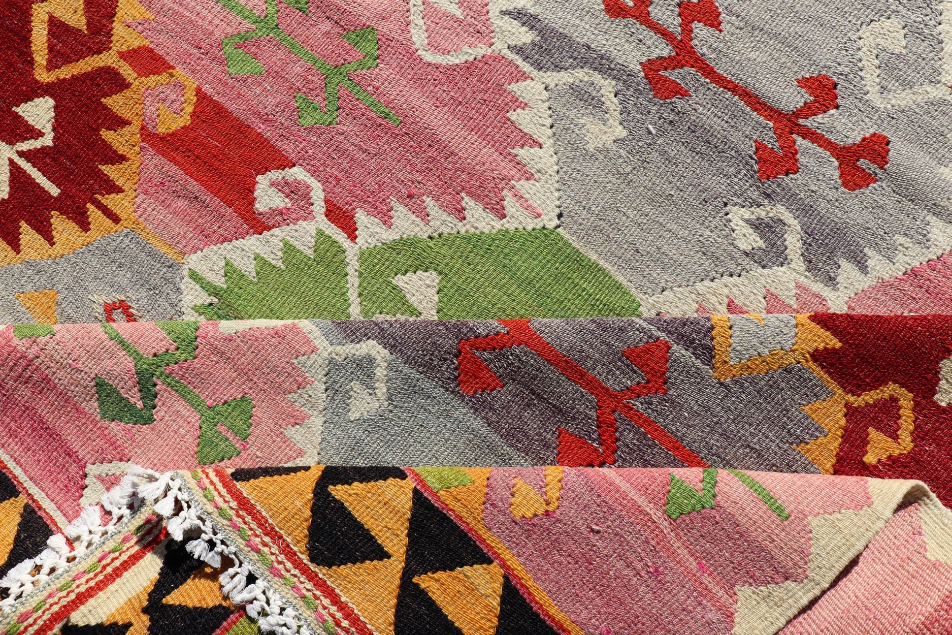 Vintage Turkish Kilim with Bright & Colorful Geometrics Diamond Design. Unique Geometric diamond vintage Turkish Kilim rug, bright and colorful, rug TU - NED - 1014, country of origin / type: Turkey / Kilim, circa 1950 This geometric Kilim fr... - Keivan Woven ArtsTU - NED - 1014 - 14326Rug