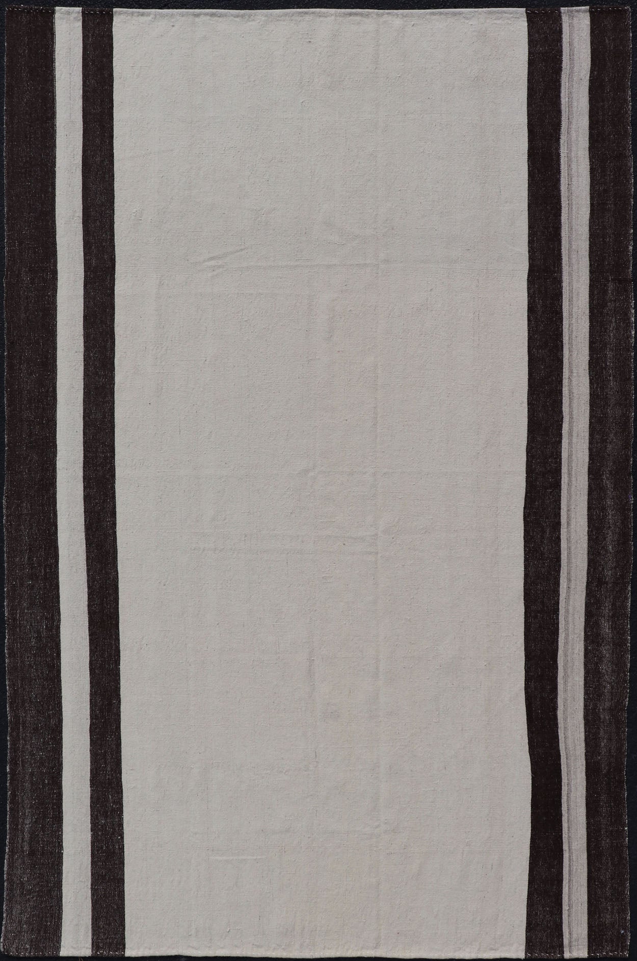 Minimalist Design Off White and Brown Colored Vintage Turkish Kilim Rug. Keivan Woven Arts / rug TU - NED - 1017, country of origin / type: Turkey / Kilim, circa 1950 Measures: 5'7 x 9'1 This mid - century vintage Kilim is set on an off white/... - Keivan Woven ArtsTU - NED - 1017 - 14482Rug