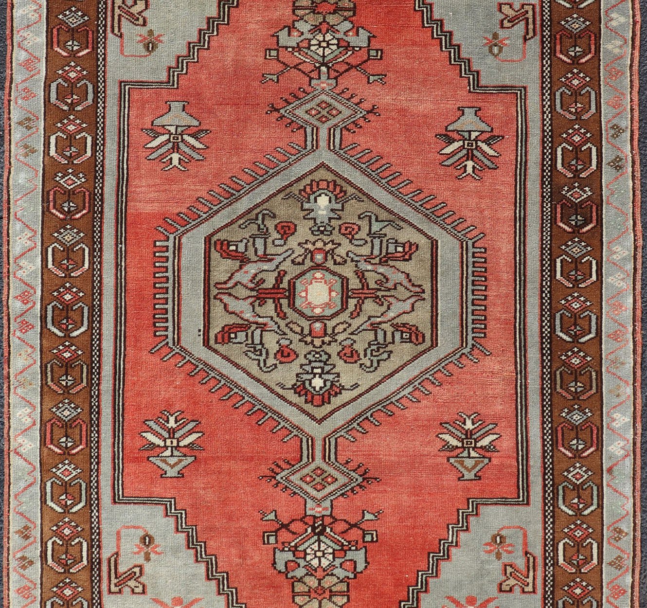 Medallion Vintage Turkish Oushak in Soft Red, Charcoal, Gray and Brown Medallion vintage Turkish Oushak in red, gray, charcoal, and brown, rug TU - NED - 1022 country of origin / type: Turkey / Oushak, circa 1940. This beautiful vintage Ousha... - Keivan Woven ArtsTU - NED - 1022 - 14388Rug